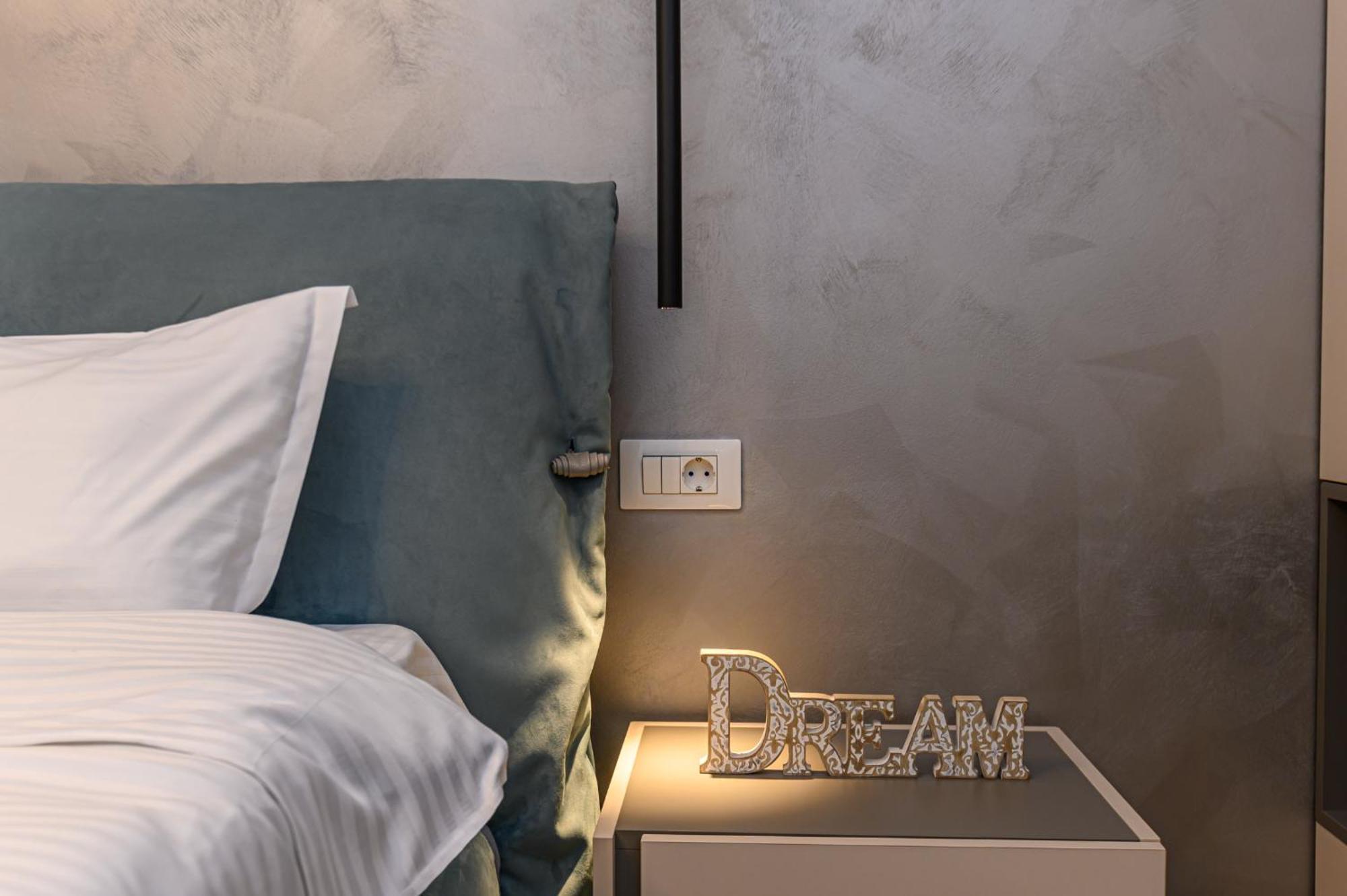 Jad - Urban Plaza - Luxury 3 Rooms & 2 Rooms Apartments Брашов Екстериор снимка